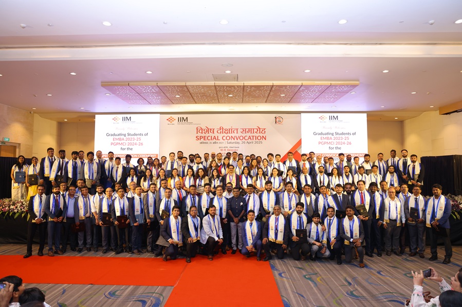 IIM Visakhapatnam Celebrated Special convocation for Graduating Students of EMBA2023-25 and PGPMCI2024-26 - 26.04.2025